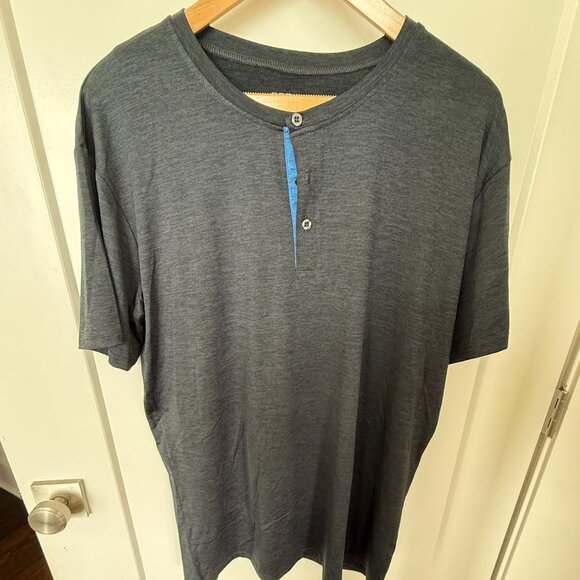 Warriors and Scholars Lightweight Dri-Fit Wicking Crew Neck (Men’s Large) - Picture 1 of 4